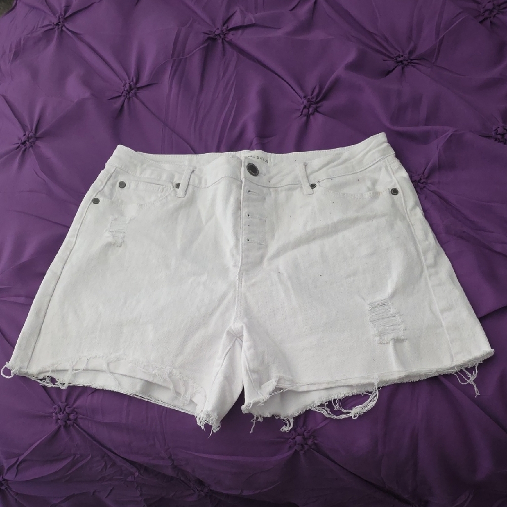 Kendall & Kylie White Distressed Button-Fly Denim Shorts